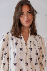 Robe Corinne